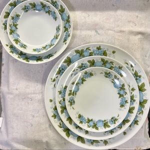Adorable Vintage Noritake Blue Orchard Dishes! Setting for 4